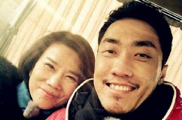 王自如操刀格力新手机?董明珠不放弃,员工:旧款手机4折卖!