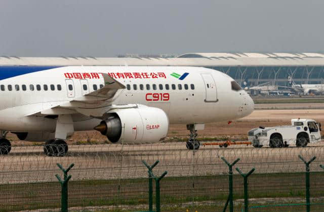 C919首架机进入总装，国际适航证真能拖着不给吗？答案是“不”