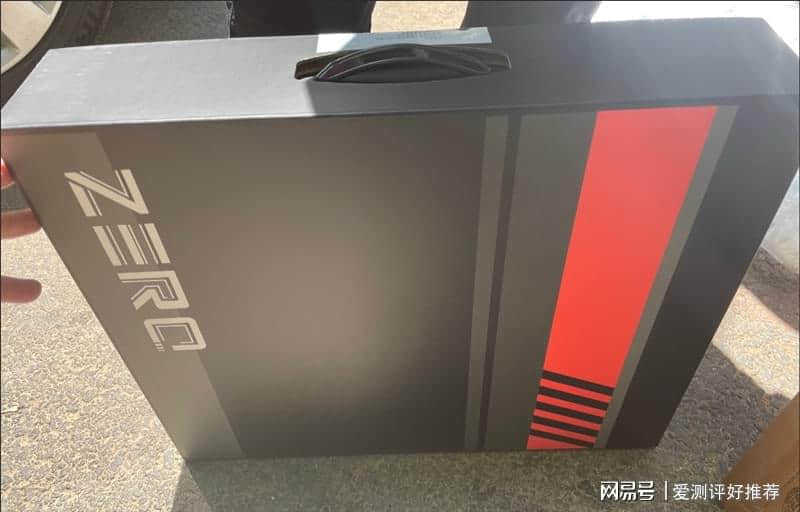 RTX3060满血版游戏笔记本电脑雷神ZERO值得入手吗?拆机测评告诉你