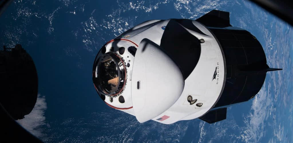 SpaceX载人龙飞船将于11月进行首次环绕空间站飞行