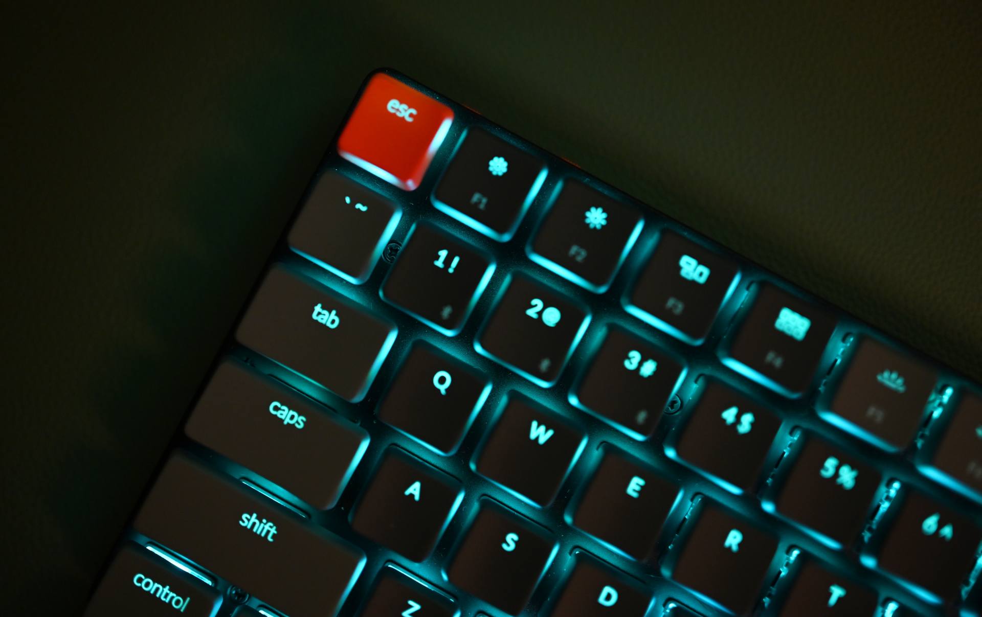 妙控靠边站,Mac新选择:Keychron键盘K3