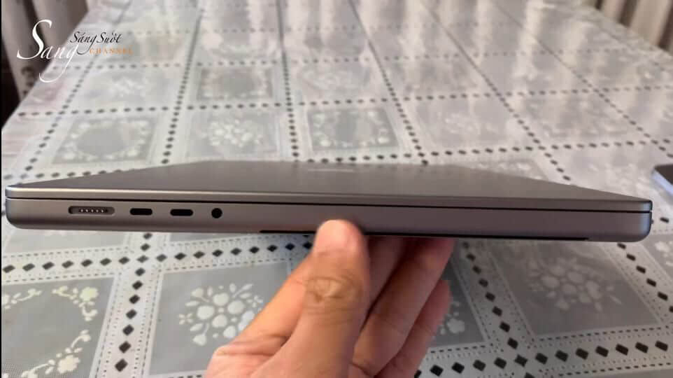 M1 Pro MacBook Pro 16英寸开箱照片抢先曝光