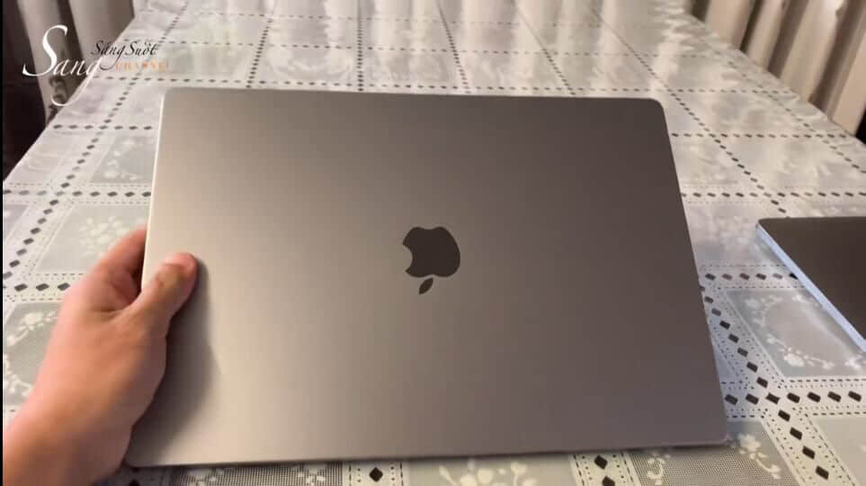 M1 Pro MacBook Pro 16英寸开箱照片抢先曝光