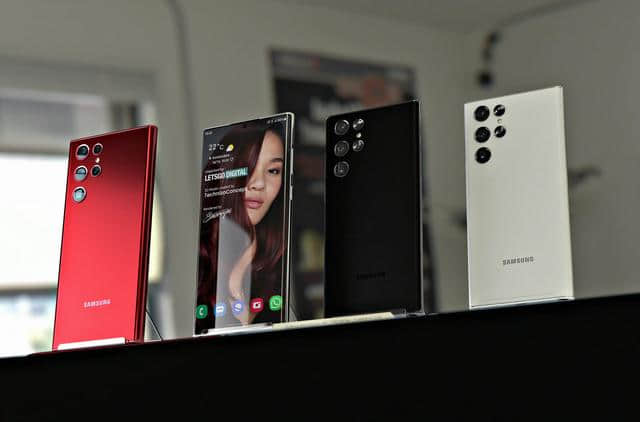欲抢小米12的全球首发!三星S22Ultra正式亮相,竟是Note21附体?
