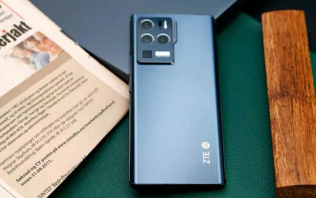 256GB+55W,降价为中端市场产品,顶配版本价格新低