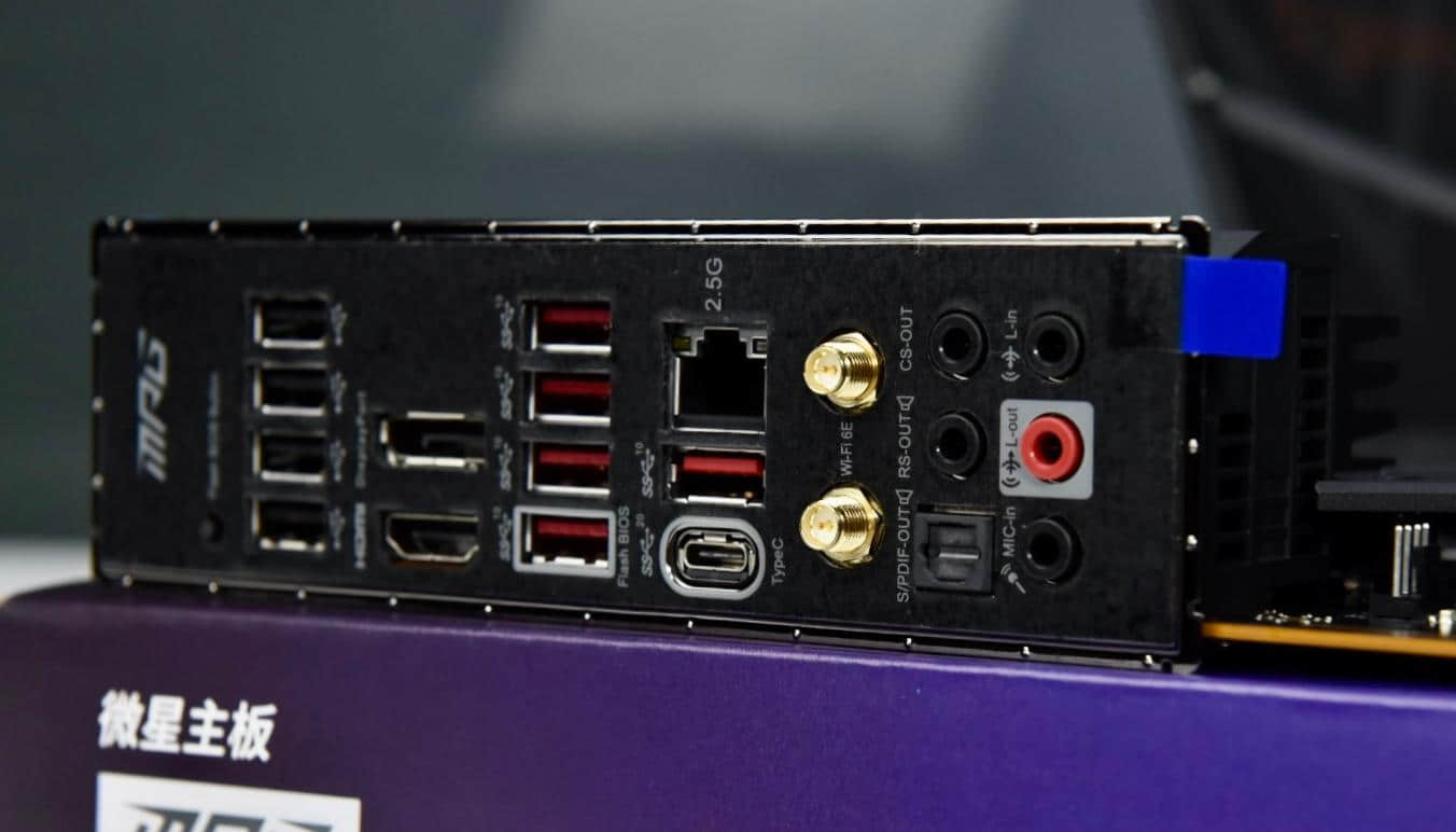 微星MPG Z690 CARBON WIFI主板评测 12代Intel处理器的完美搭档