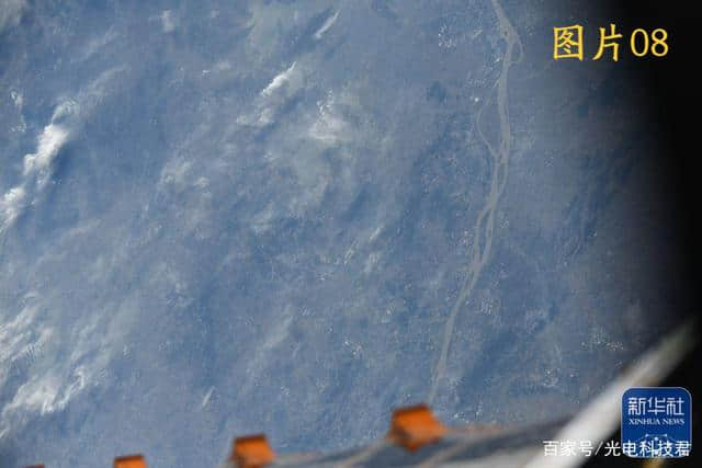 王亚平首次给地面拍大片,从中国空间站拍下10张图,分别是哪里?