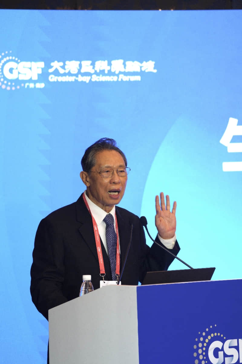 钟南山:对年底实现群体免疫有信心