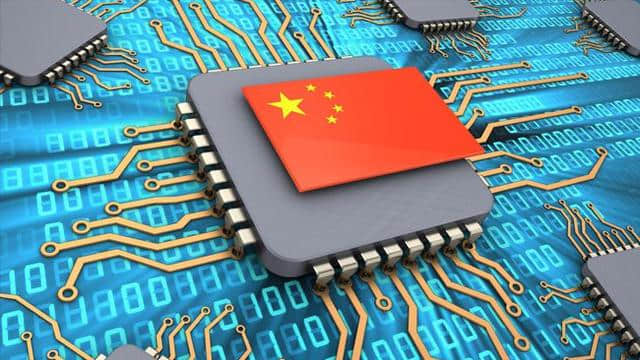 84岁老人造出“中国芯”打破国外技术垄断,为国家节省万亿元