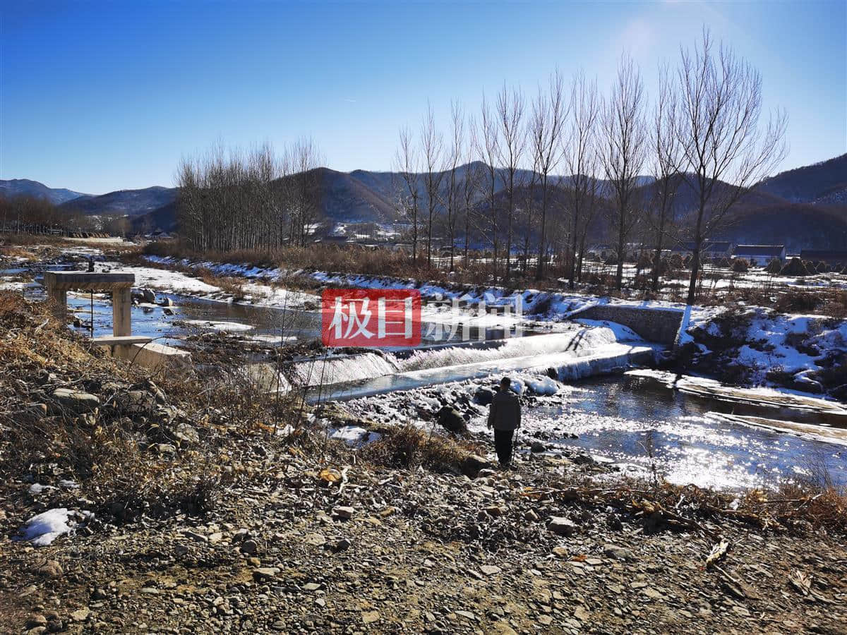 探访“土味顶流”张同学:一天接待访客65人,村民希望能沾光