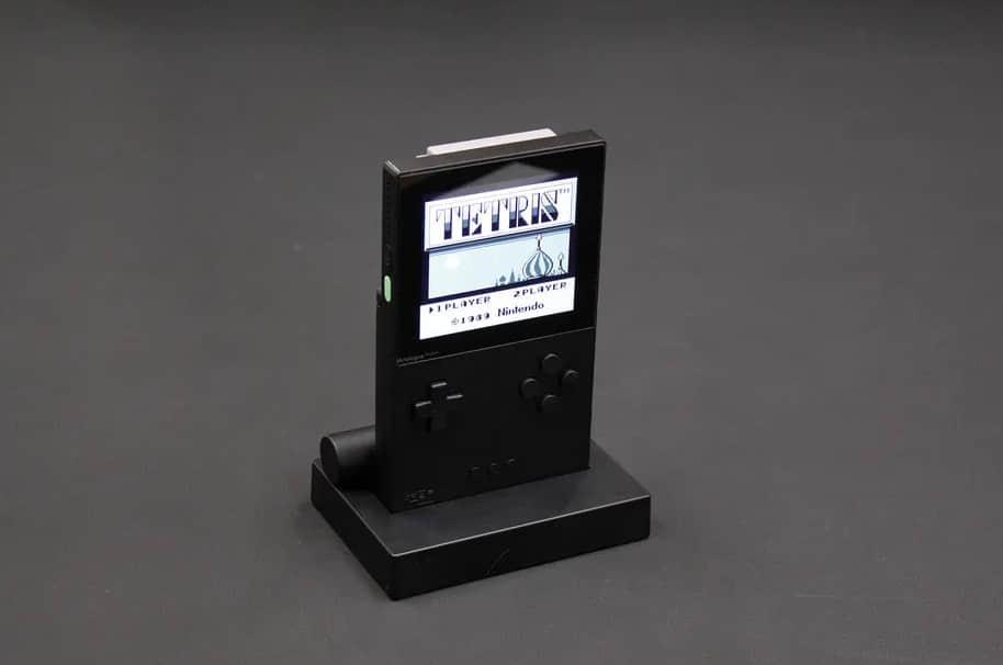 插卡式复古掌机Analogue Pocket评测:GBA SP的超进化版