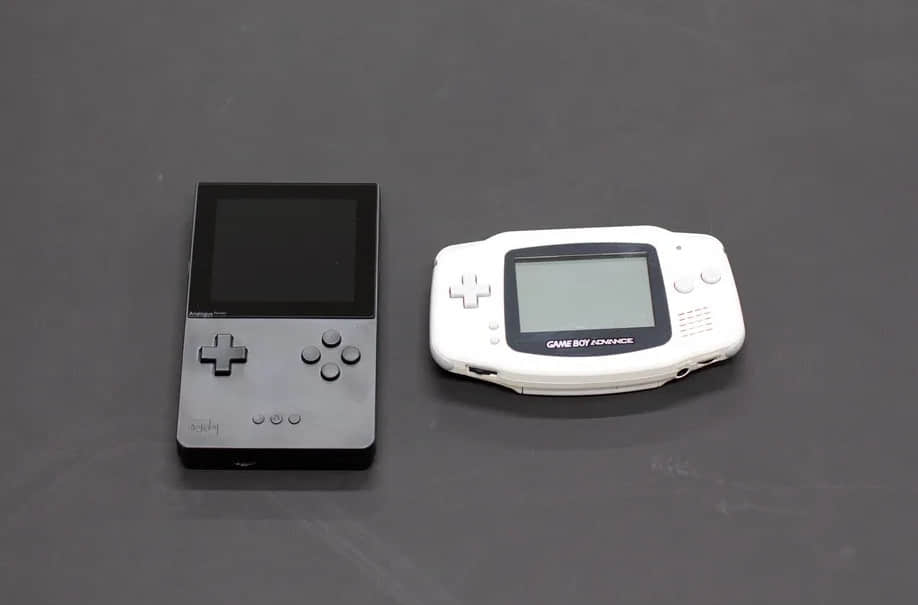 插卡式复古掌机Analogue Pocket评测:GBA SP的超进化版