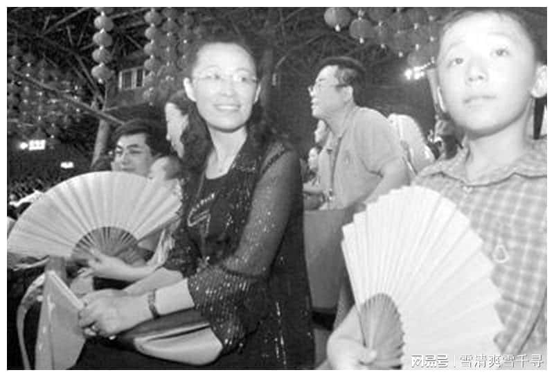 聂海胜爱妻，美丽雍容，参与重要航天工作！与丈夫一起为国出力