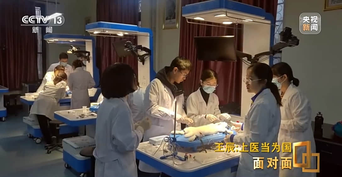 王辰院士:别以为我们胜利了,对新冠病毒还缺乏想象力