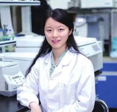 舒红兵妻子毕业于北大,施一公妻子毕业于清华评价口碑却天差地别