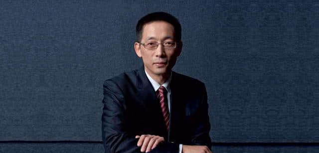 舒红兵妻子毕业于北大,施一公妻子毕业于清华评价口碑却天差地别