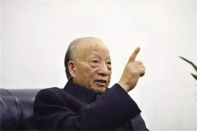 86岁大爷斥资300亿,按照1:1比例原貌复建圆明园,总占地7000余亩