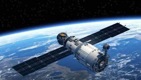 法国学者:中国人简直“有毒”,将航天卫星都造成了“白菜价”