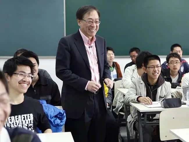 美国舍不得放走的天才,图灵奖唯一华人学者,58岁卖房回国