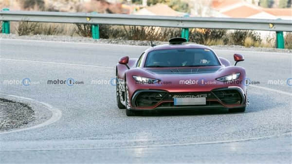配四台电机、可输出1000马力：AMG ONE最新谍照曝光