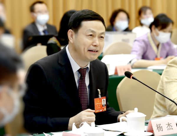 两会专访｜全国人大代表、中国移动董事长杨杰：深化新一代信息技术领域产教融合 助力实现高水平科技自立自强