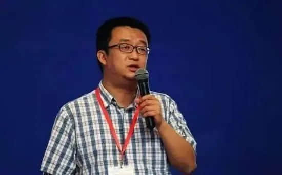 巨头的云计算前传：躲在正史身后的“跌宕起伏”和“不可理喻”