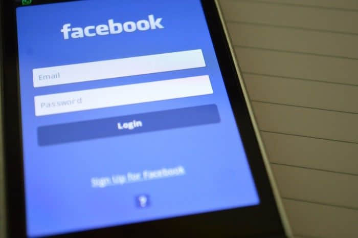 Facebook公布平台内容降权内容类型
