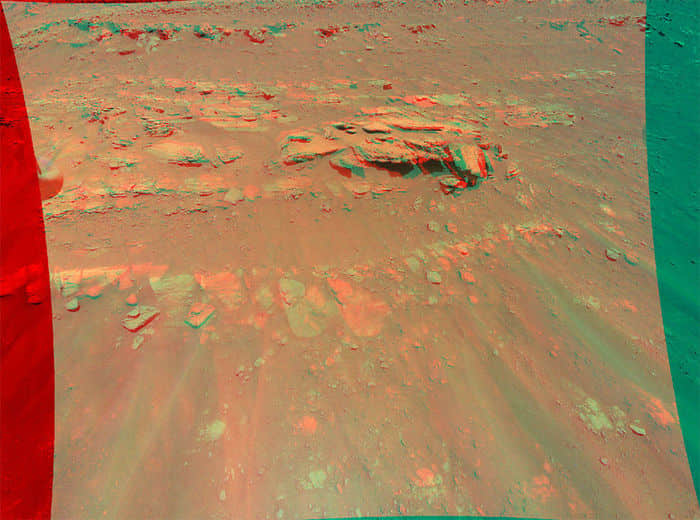 Ingenuity直升机拍下了火星岩石特征的三维图像
