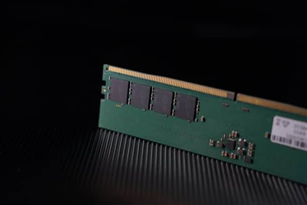 12代酷睿绝配 国内大厂曝光DDR5内存条：4800MHz