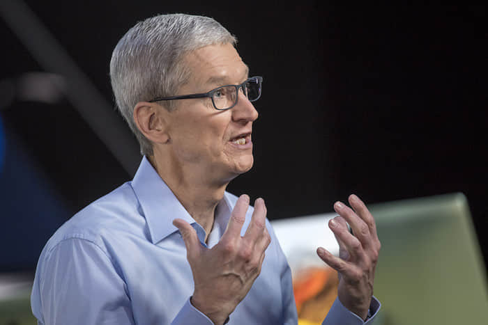 特朗普：苹果CEO库克认为经济将呈V型复苏