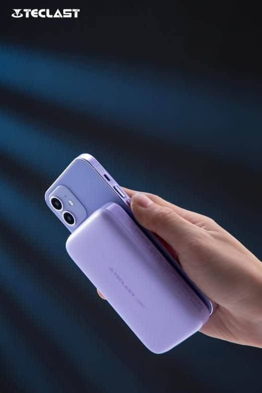 最高22.5W 支持iPhone 13：台电无线磁吸充电宝W10 Pro上市