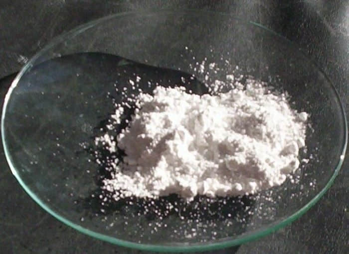 外媒：欧盟正式禁用普通白色食用色素E171