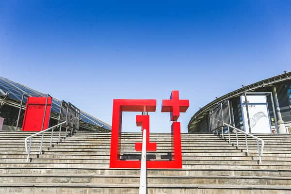 一加10 Pro宣传视频曝光：将于1月11日14点发布