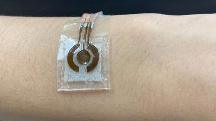 研究人员开发出一种不需要针头的葡萄糖传感器