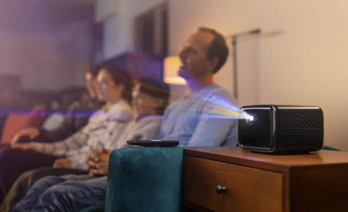 飞利浦推出多合一便携式投影机PicoPix MaxTV