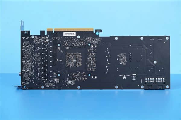 RTX 3060Ti加持 攀升ZERO剑客电脑主机图赏