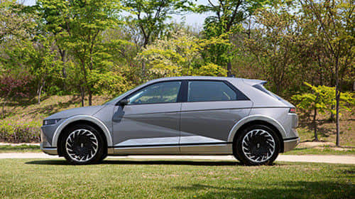 Rivian CEO称电动汽车电池可能严重短缺 比芯片短缺更严重
