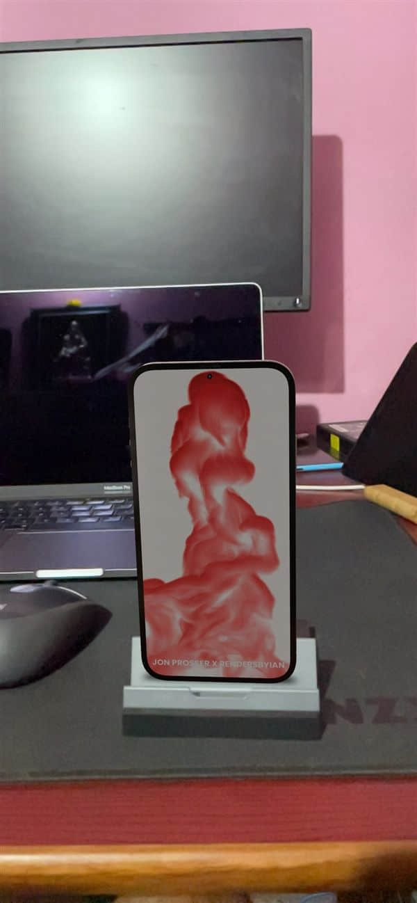 机模提前感受下？iPhone 14曝光：苹果去刘海 整机全面升级