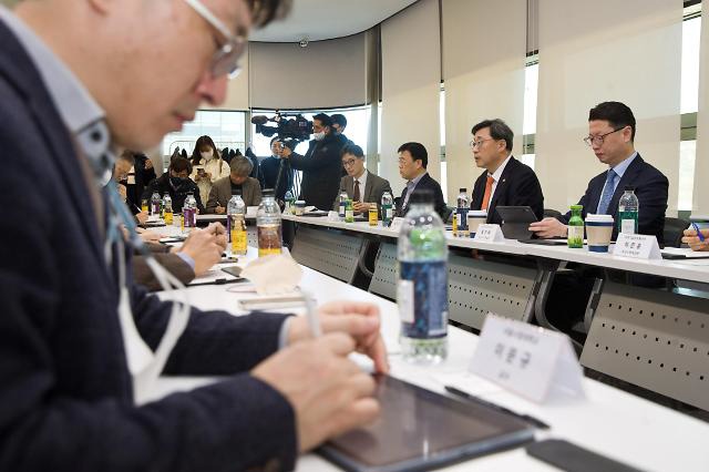 韩国三大运营商串通定价以求利益最大化？政府要求其反省