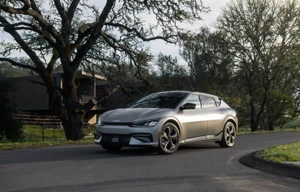 支持800V超高速补能 起亚首款纯电动车EV6价格公布