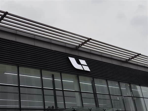 理想汽车三季度财报公布：交付超2.5万辆 暴增190%