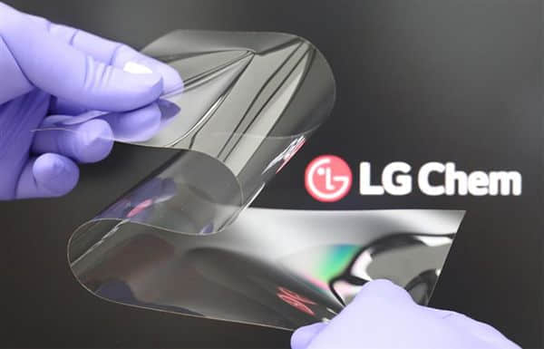 LG研发出新型可折叠材料：像玻璃一样坚硬 几乎没有折痕
