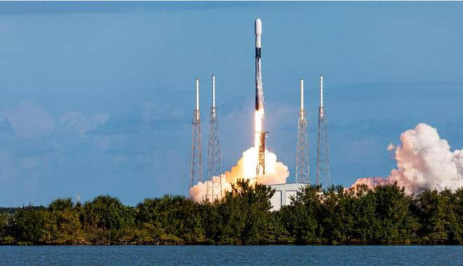 SpaceX完成第三次“拼车发射”任务 送105颗微型卫星入轨