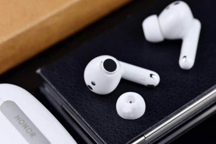 荣耀Earbuds 3 Pro上手体验 实用测温功能 动圈与陶瓷双单元加持