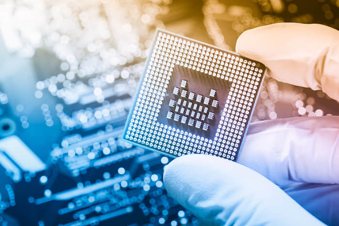 无需EUV光刻机 铠侠开发NIL半导体工艺：直奔5nm