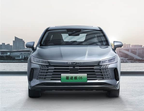 搭载DM-i超级混动 疑似比亚迪驱逐舰05上市敲定：3月下旬
