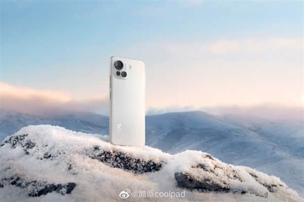 酷派COOL 20 Pro官方渲染图出炉：矩阵三摄吸睛