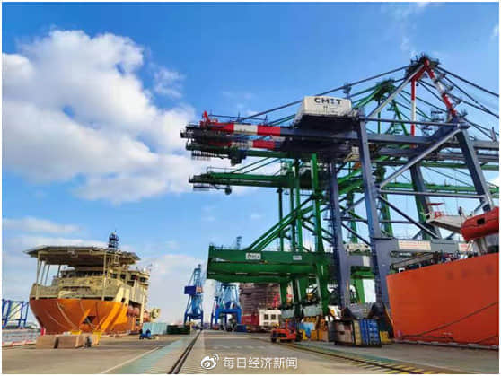 5G改变港口机械制造管理难题 上海电信助振华重工实现数字化工业场景