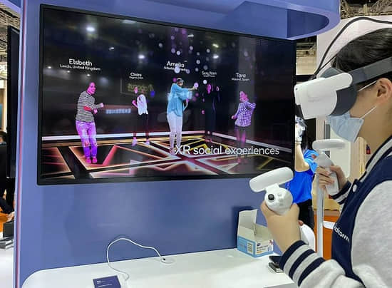 从VR、AR到机器人自动化 进博会上的高科技产品正在创造新世界