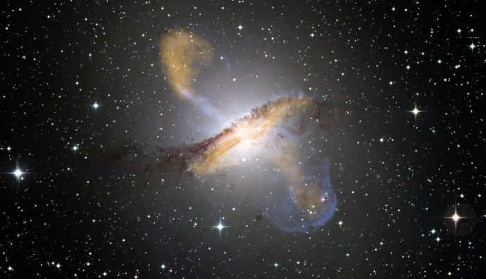 事件视界望远镜拍摄超大质量黑洞喷射物特写图像